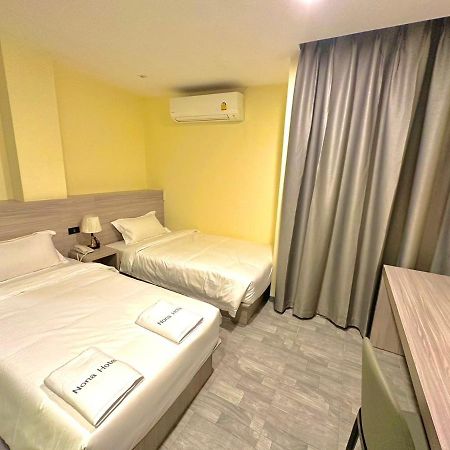 Nona Hotel, Bangkok Makkasan Ngoại thất bức ảnh