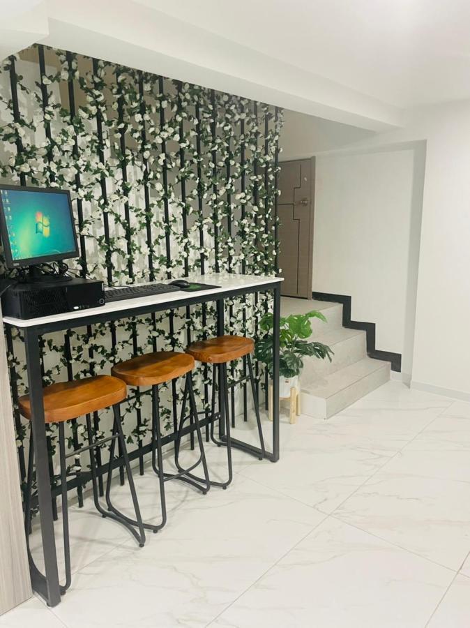 Nona Hotel, Bangkok Makkasan Ngoại thất bức ảnh